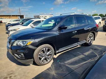 2017 Nissan Pathfinder 5N1DR2MN2HC623909