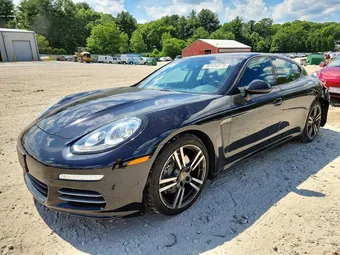 2015 Porsche Panamera WP0AA2A70FL005974