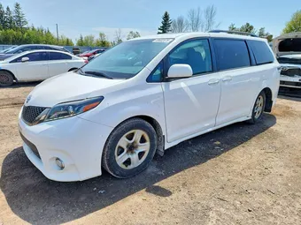 2016 Toyota Sienna 5TDXK3DC1GS749380 Lot 49602576