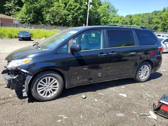 2015 Toyota Sienna 5TDYK3DC2FS634029 Lot 56432396