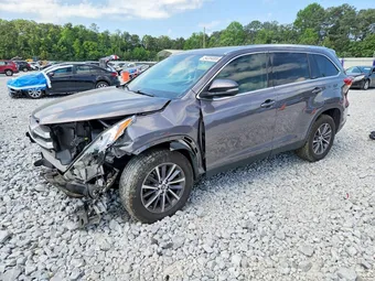 2019 Toyota Highlander 5TDKZRFH8KS329075 Lot 54284006