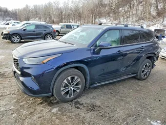2022 Toyota Highlander 5TDGZRBHXNS582446 Lot 98155215