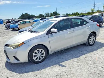 2015 Toyota Corolla 2T1BURHEXFC390167 Lot 56641106