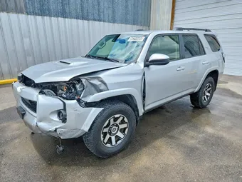 2024 Toyota 4Runner JTEPU5JR4R6242955