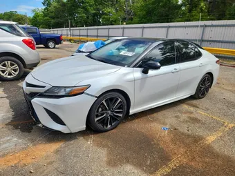 2018 Toyota Camry 4T1B61HK5JU106971 Lot 48918176