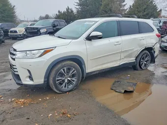 2019 Toyota Highlander 5TDBZRFH8KS728777 Lot 41645036