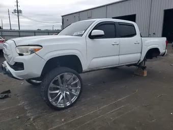 2018 Toyota Tacoma 5TFAX5GN1JX127704 Lot 52827066