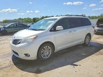 2015 Toyota Sienna 5TDYK3DC9FS550192 Lot 52733526