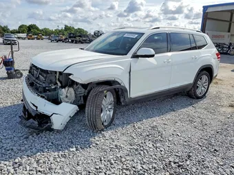 2018 Volkswagen Atlas 1V2NR2CA1JC561558