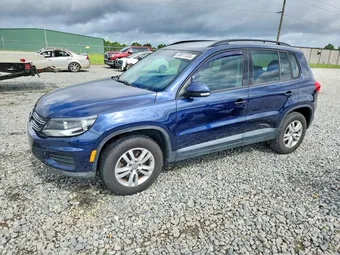 2016 Volkswagen Tiguan WVGAV7AXXGW511812