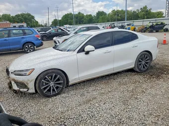 2021 Volvo S60 7JR102FK4MG102697