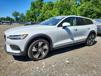 2020 Volvo V60 YV4102WK0L1041863