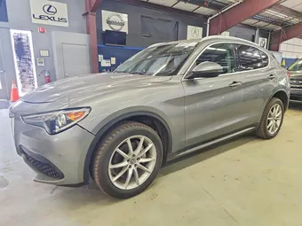 2018 Alfa Romeo ZASFAKBN8J7B67301