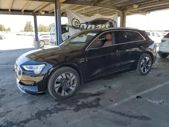 2021 Audi e-tron WA1VAAGE0MB033630