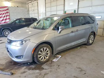 2018 Chrysler Pacifica 2C4RC1BG0JR119060 Lot 57073506