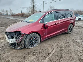 2017 Chrysler Pacifica 2C4RC1CG2HR768688 Lot 49042156