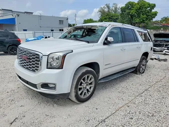 2020 GMC Yukon XL 1GKS2HKJ8LR183515