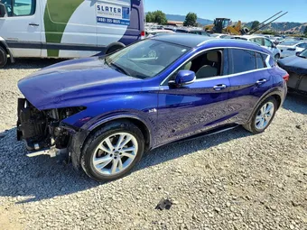 2017 Infiniti QX30 SJKCH5CP5HA031629