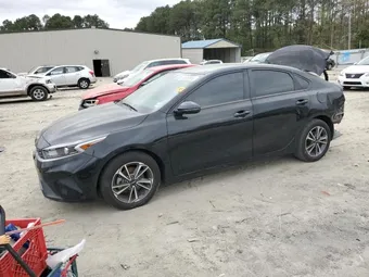 2023 Kia Forte 3KPF24AD2PE662032 Lot 53619045