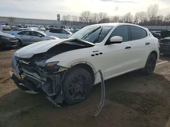 2023 Maserati Levante ZN661YUM7PX414668