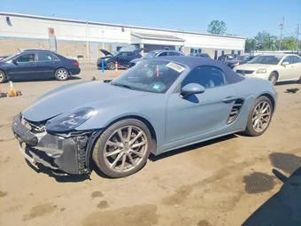 2017 Porsche 718 Boxster WP0CA2A86HS221354