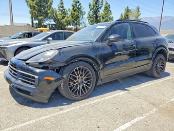 2020 Porsche Cayenne WP1AA2AY7LDA09453