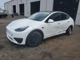 2024 Tesla Model Y 7SAYGDEE3RA257887 Lot 55306476