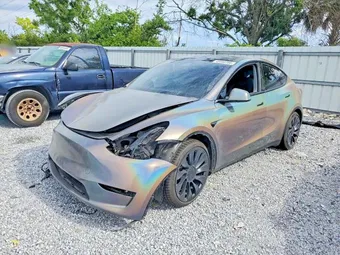 2024 Tesla Model Y 7SAYGDEF5RA296554 Lot 48890786