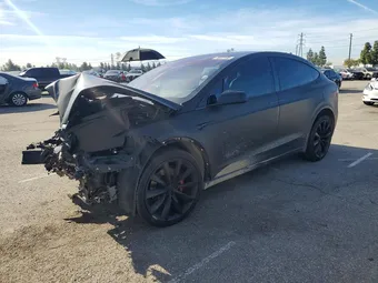 2020 Tesla Model X 5YJXCBE27LF301446