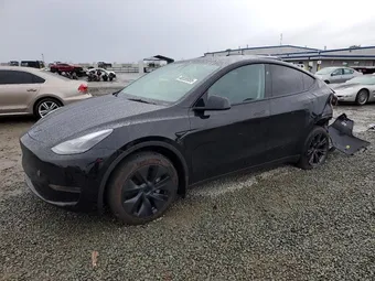 2024 Tesla Model Y 7SAYGDED9RF105784 Lot 48559955