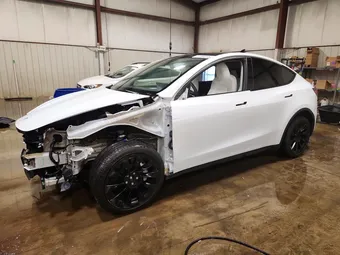 2024 Tesla Model Y 7SAYGAEE4RF176558 Lot 51104076