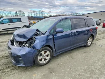 2018 Toyota Sienna 5TDKZ3DC0JS945758 Lot 97830115