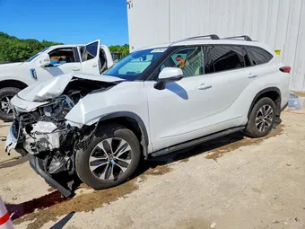 2022 Toyota Highlander 5TDGZRBH5NS245456 Lot 55329406