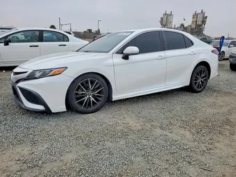 2021 Toyota Camry 4T1G11AK2MU567855 Lot 52432166