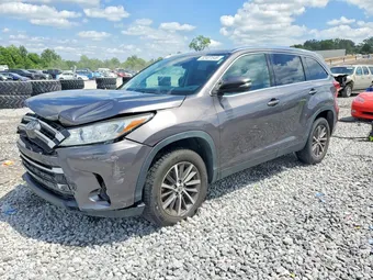 2019 Toyota Highlander 5TDKZRFH3KS312233 Lot 52407546