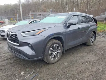 2024 Toyota Highlander 5TDKDRBH8RS560069 Lot 48188716