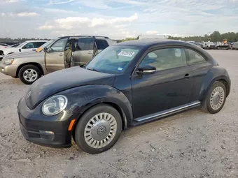 2015 Volkswagen Beetle 3VWJ17AT3FM641598