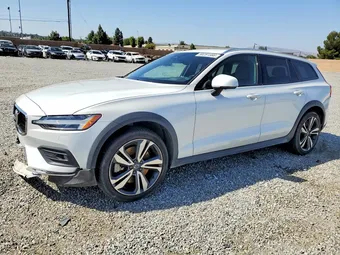 2023 Volvo V60 YV4L12WZ7P2107098