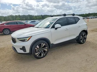2024 Volvo XC40 YV4L12UE1R2204459