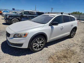 2016 Volvo V60 YV4612HK7G1003343