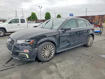 2018 Audi A3 Sportback WAUTPBFFXJA083770