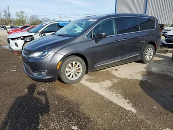2018 Chrysler Pacifica 2C4RC1BG4JR110605 Lot 48499596
