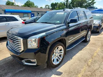 2018 GMC Yukon 1GKS2BKC4JR318520