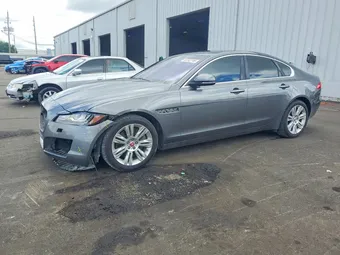 2017 Jaguar XF SAJBD4BV7HCY33335