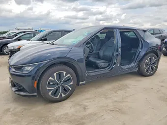 2023 Kia EV6 KNDC34LA6P5128059