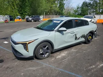 2025 Kia K4 3KPFT4DE6SE068442
