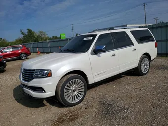 2016 Lincoln Navigator 5LMJJ3LT0GEL01561