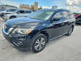 2017 Nissan Pathfinder 5N1DR2MN5HC671307