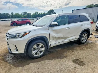 2018 Toyota Highlander 5TDYZRFH7JS239554 Lot 53956376