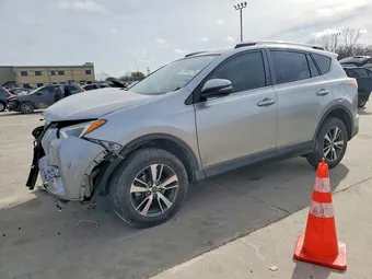 2018 Toyota RAV4 JTMWFREVXJJ163185 Lot 79002725